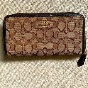 COACH Signature Monogram Canvas Brown Zippy Wallet 7.5 x 4 x 1” Preowned